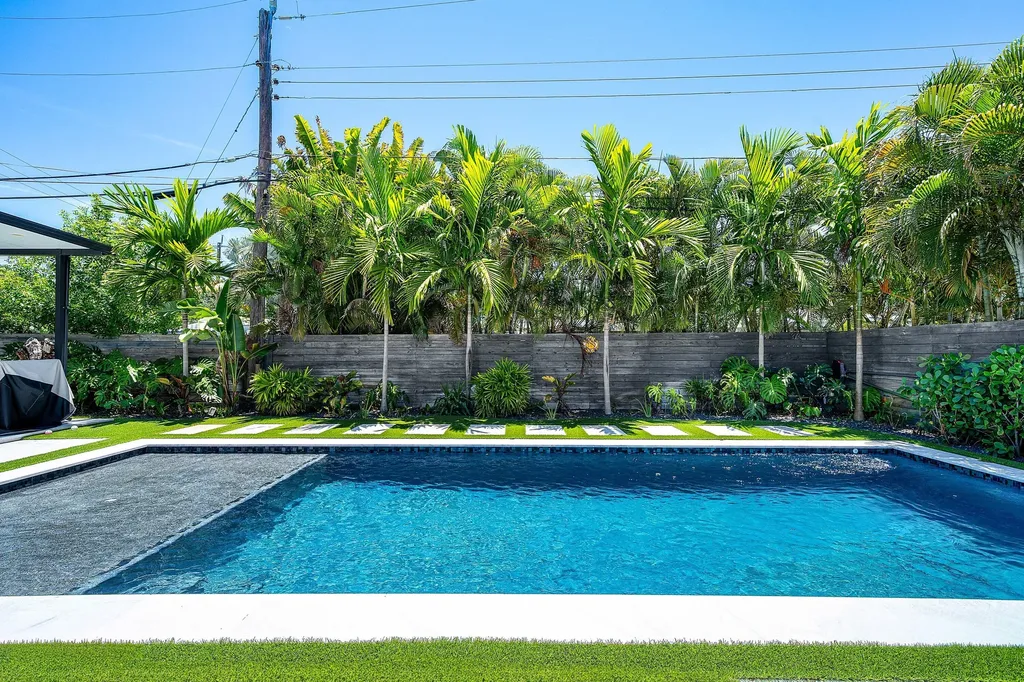 5920 NE 21st Road Fort Lauderdale FL 33308