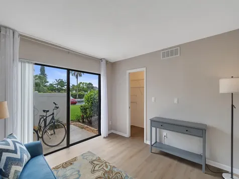 3206 S Lakeview Circle Fort Pierce FL 34949