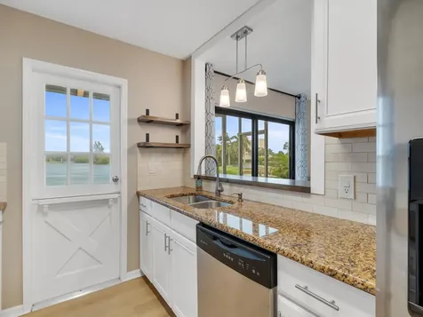 3206 S Lakeview Circle Fort Pierce FL 34949