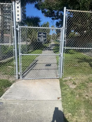 3206 S Lakeview Circle Fort Pierce FL 34949