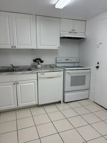 3720 Inverrary Drive Lauderhill FL 33319