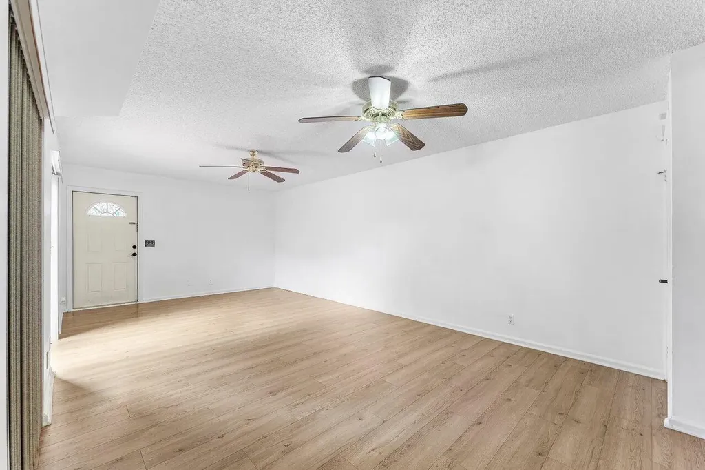 6115 Seven Springs Boulevard Greenacres FL 33463
