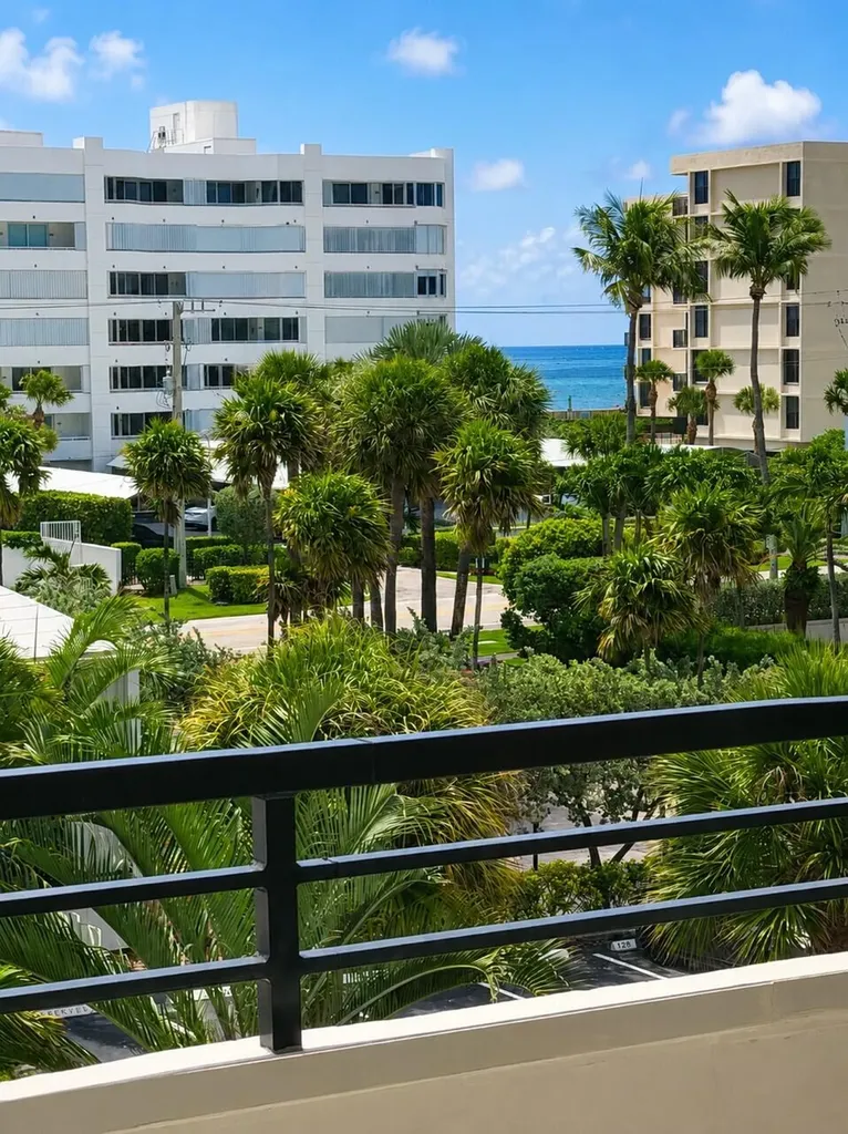 3589 S Ocean Boulevard South Palm Beach FL 33480