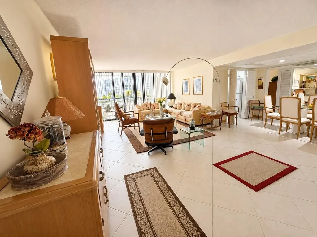 3589 S Ocean Boulevard South Palm Beach FL 33480