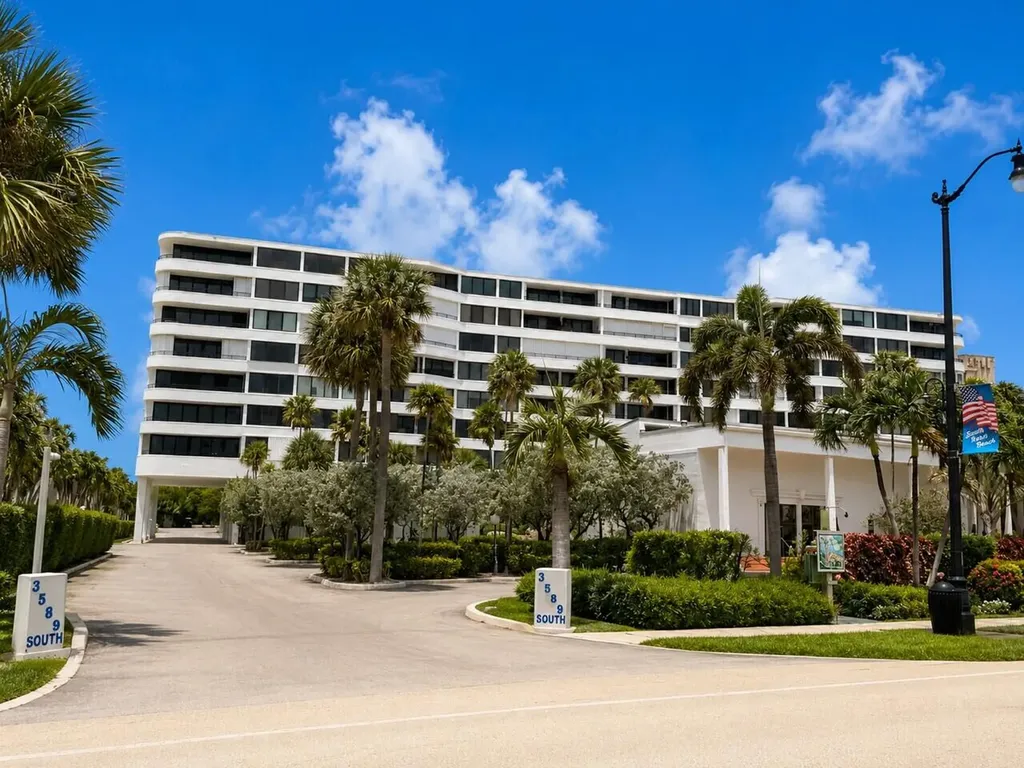 3589 S Ocean Boulevard South Palm Beach FL 33480