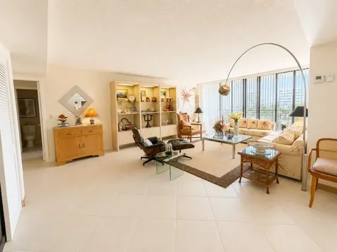 3589 S Ocean Boulevard South Palm Beach FL 33480