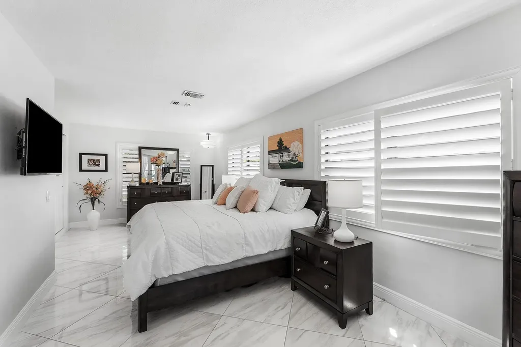 517 Ibis Drive Delray Beach FL 33444