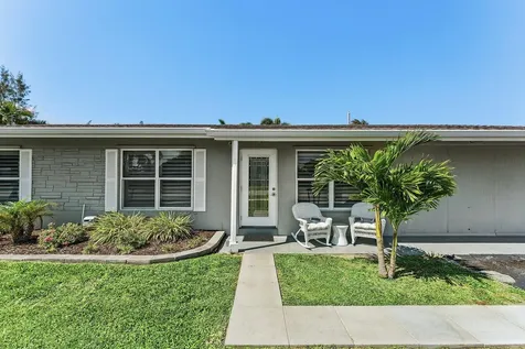 517 Ibis Drive Delray Beach FL 33444