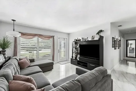 517 Ibis Drive Delray Beach FL 33444