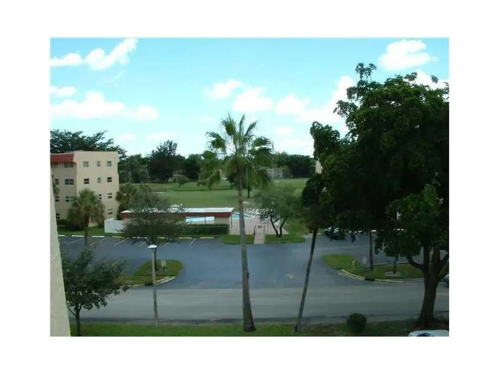 1030 Country Club Drive Margate FL 33063