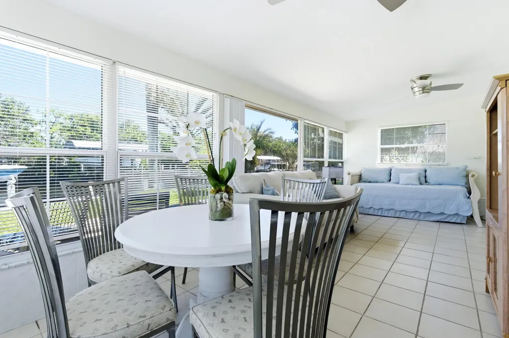 8455 SE Palm Street Hobe Sound FL 33455