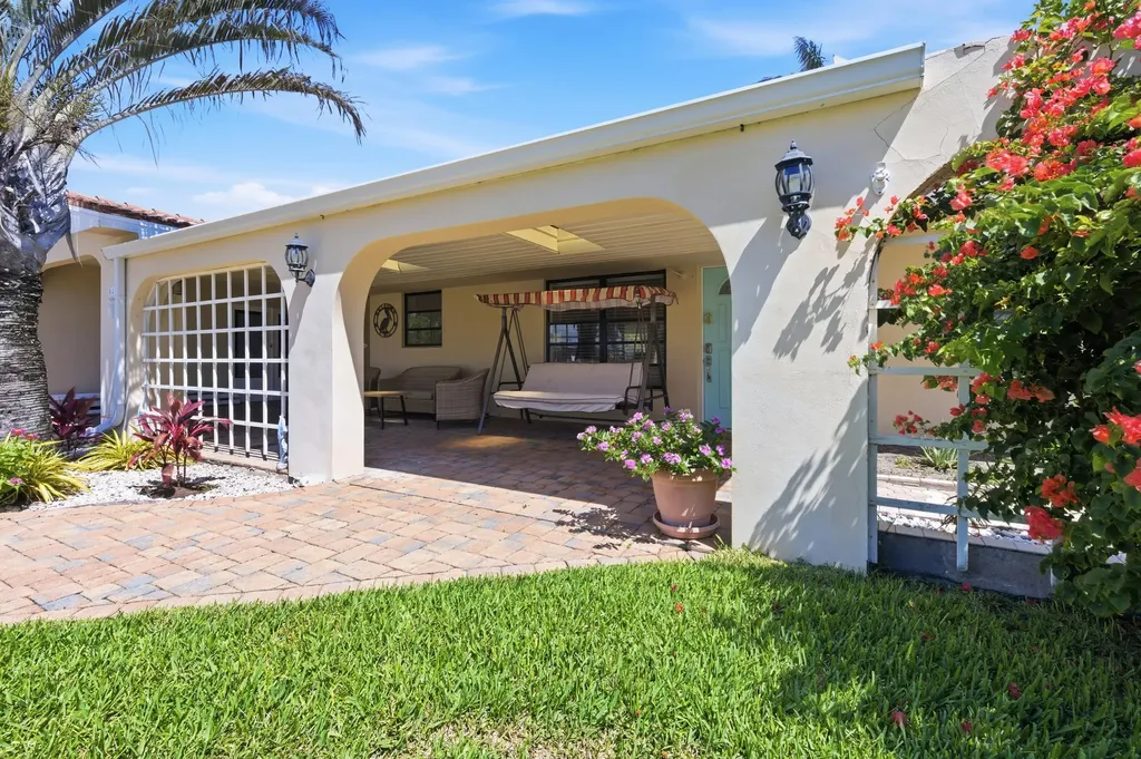 8455 SE Palm Street Hobe Sound FL 33455