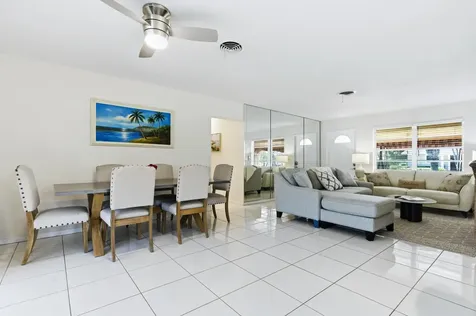 8455 SE Palm Street Hobe Sound FL 33455