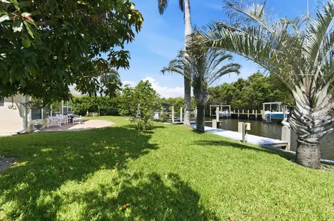 8455 SE Palm Street Hobe Sound FL 33455