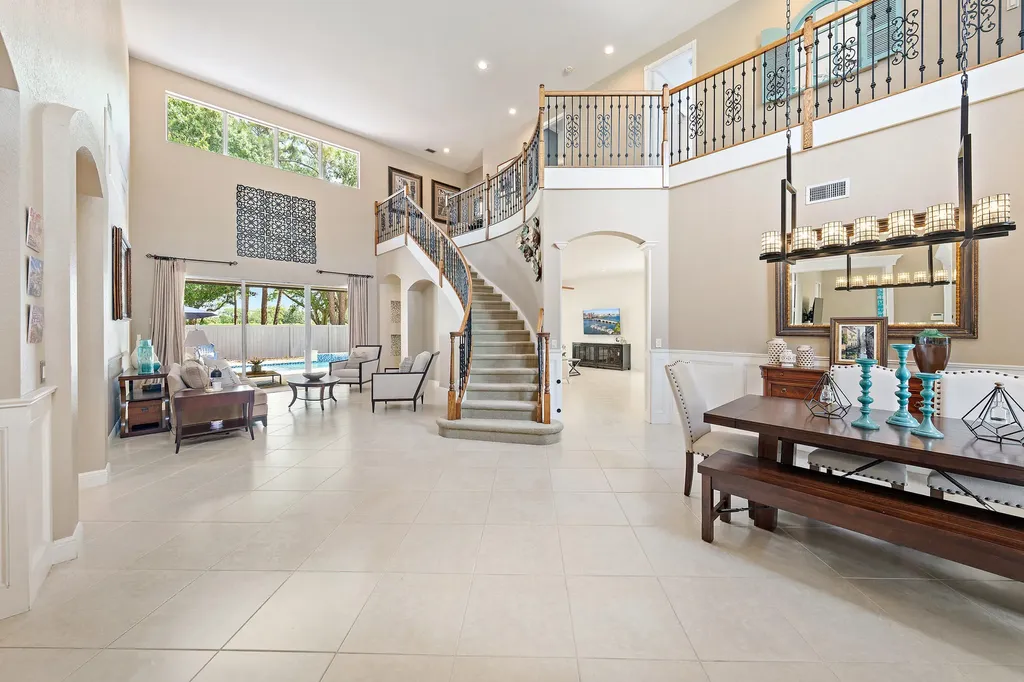 141 Sedona Way Palm Beach Gardens FL 33418