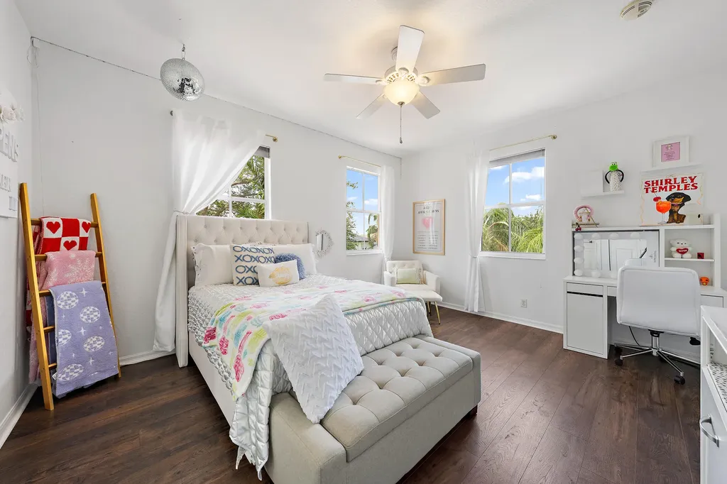 141 Sedona Way Palm Beach Gardens FL 33418