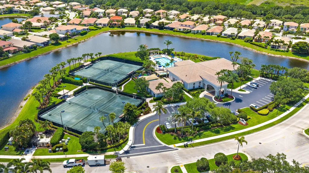 141 Sedona Way Palm Beach Gardens FL 33418