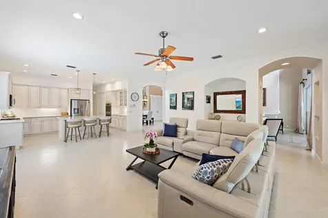 141 Sedona Way Palm Beach Gardens FL 33418