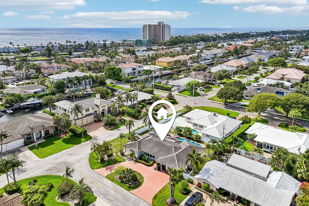 2940 NE 39th Court Lighthouse Point FL 33064
