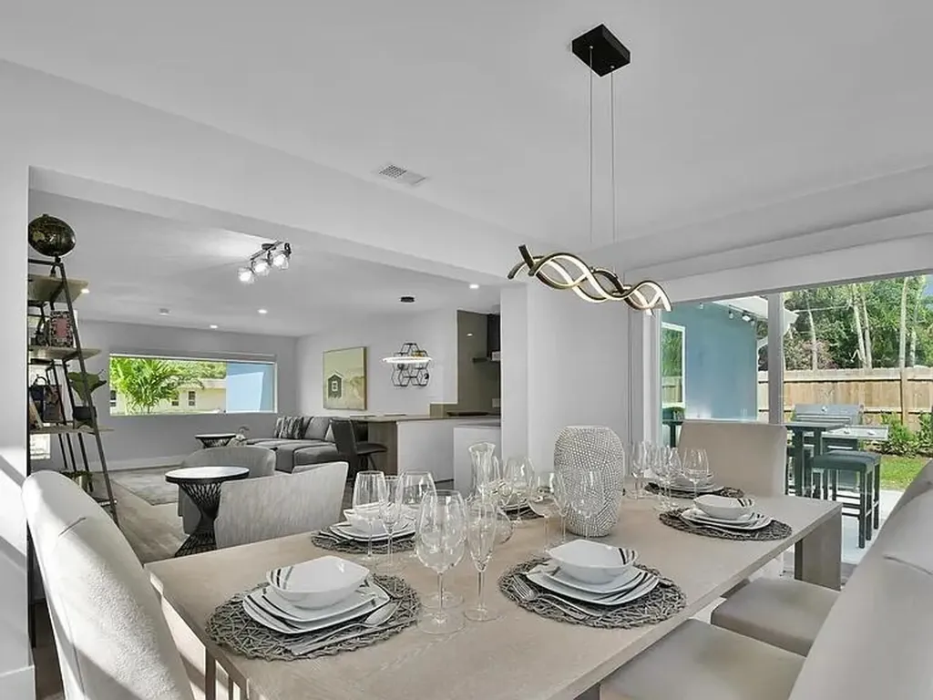 803 Bluebird Drive Delray Beach FL 33444
