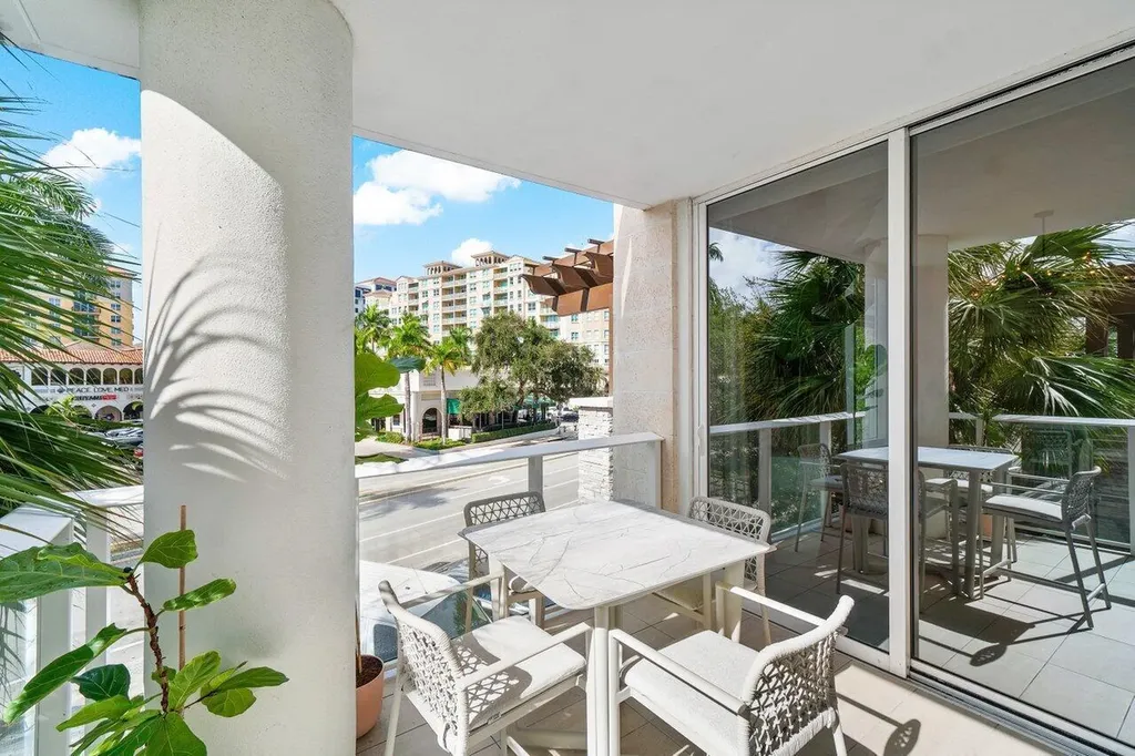 200 SE Mizner Boulevard Boca Raton FL 33432