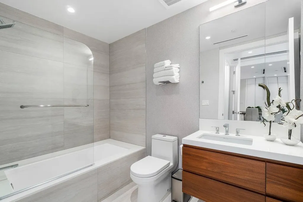 200 SE Mizner Boulevard Boca Raton FL 33432