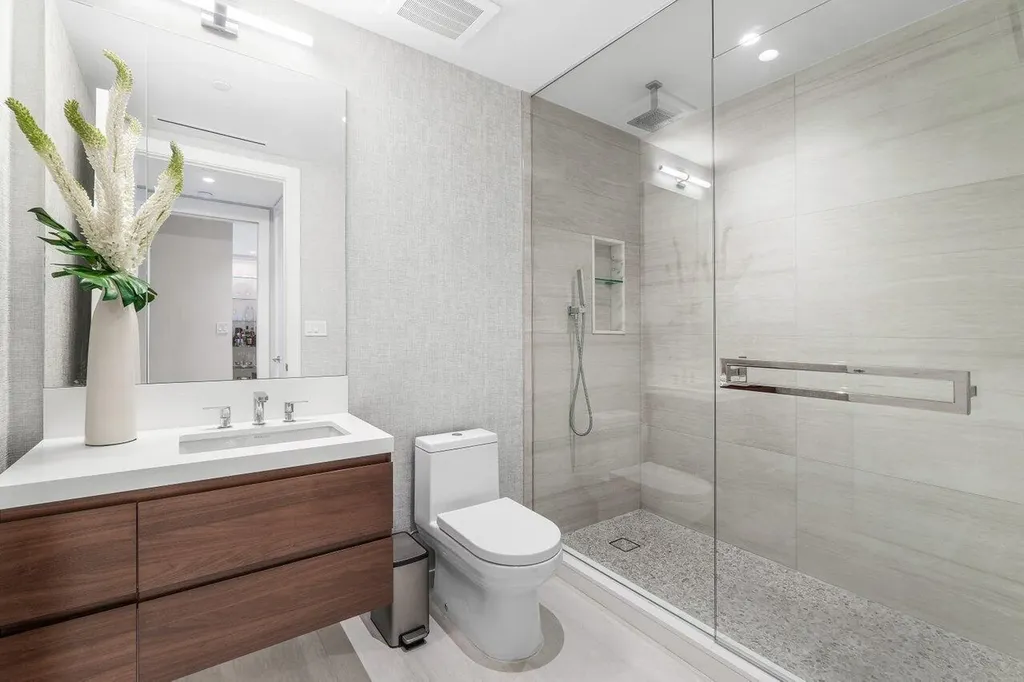 200 SE Mizner Boulevard Boca Raton FL 33432