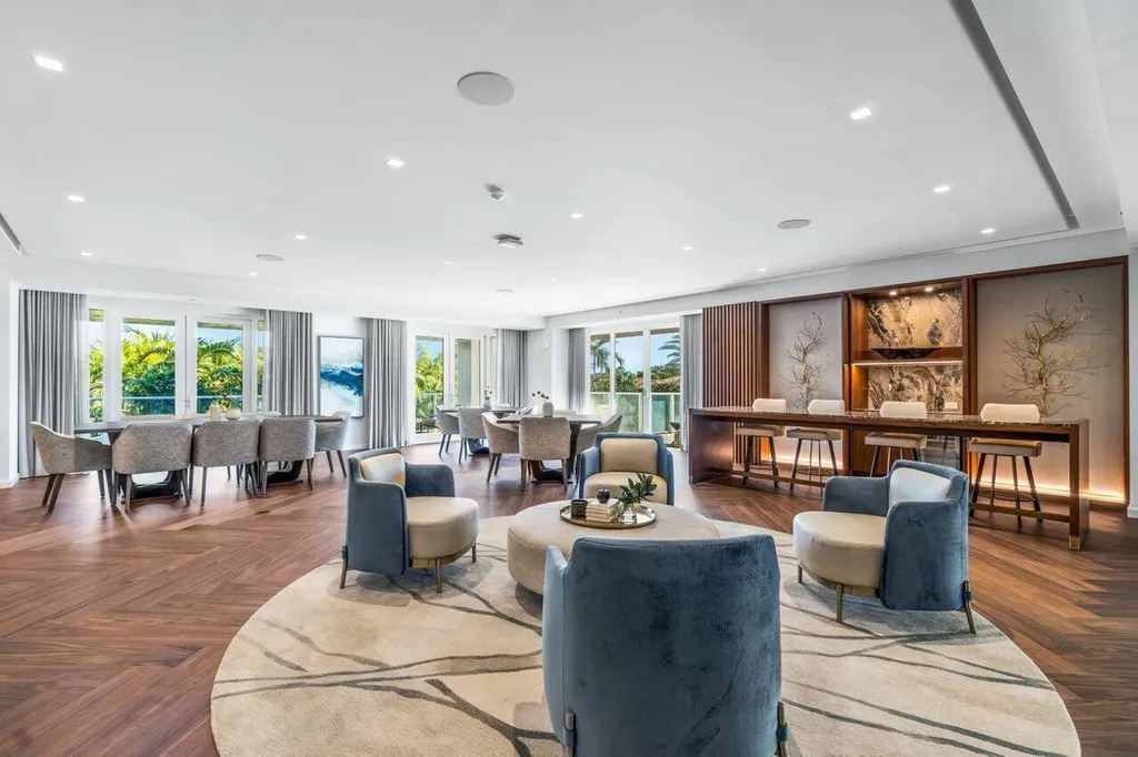200 SE Mizner Boulevard Boca Raton FL 33432