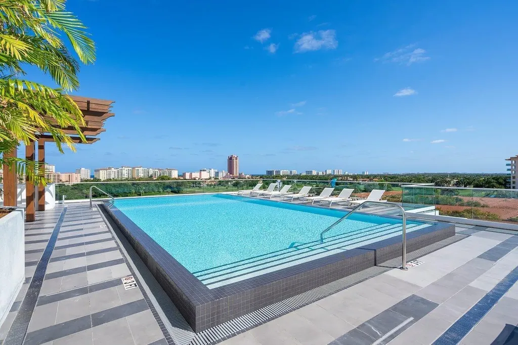 200 SE Mizner Boulevard Boca Raton FL 33432
