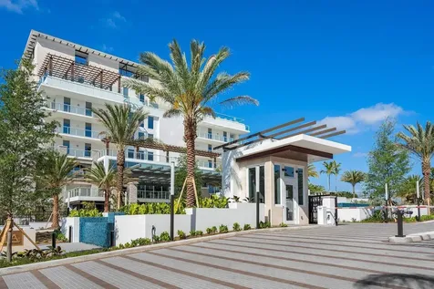 200 SE Mizner Boulevard Boca Raton FL 33432