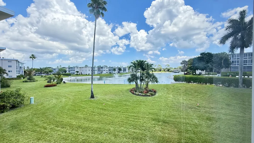 2728 N Garden Drive Drive N Lake Worth Beach FL 33461