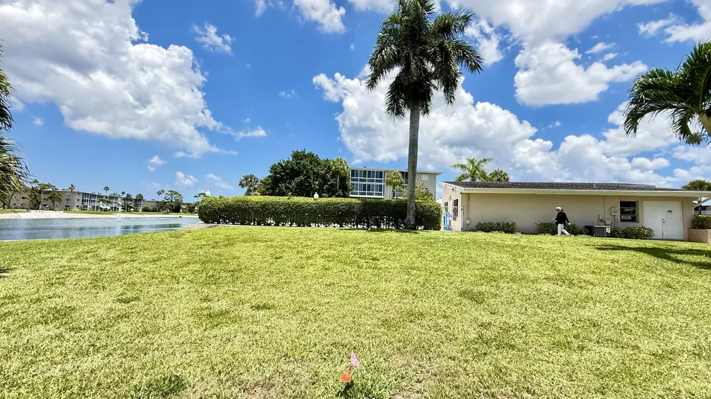 2728 N Garden Drive Drive N Lake Worth Beach FL 33461