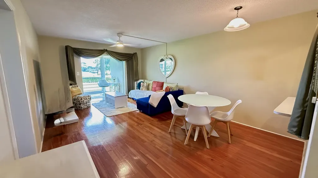 2728 N Garden Drive Drive N Lake Worth Beach FL 33461