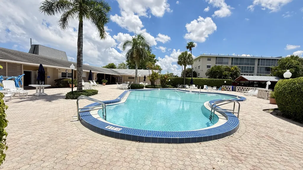 2728 N Garden Drive Drive N Lake Worth Beach FL 33461