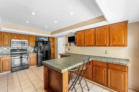 2810 Sand Pines Court Lake Worth FL 33462
