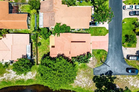 2810 Sand Pines Court Lake Worth FL 33462