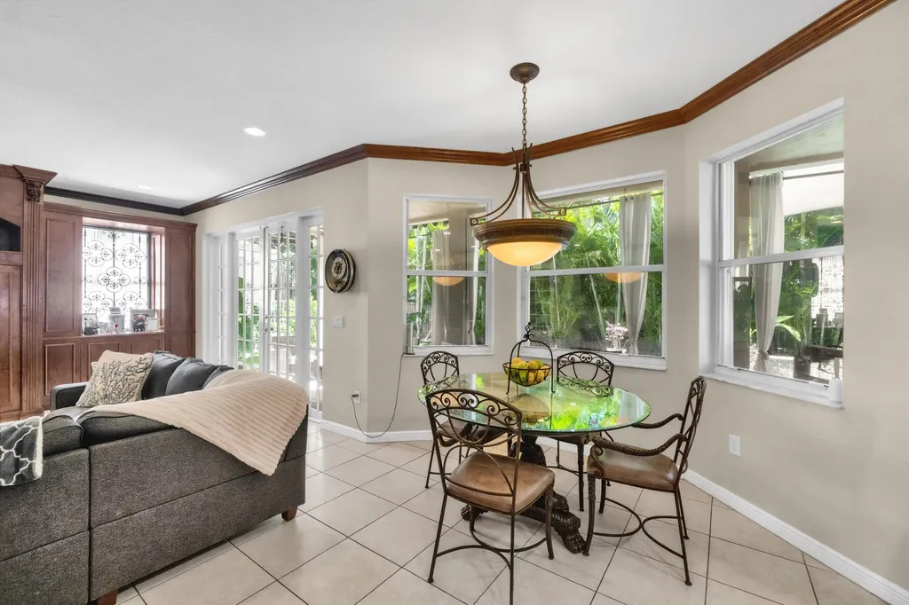 7540 Greenville Circle Lake Worth FL 33467