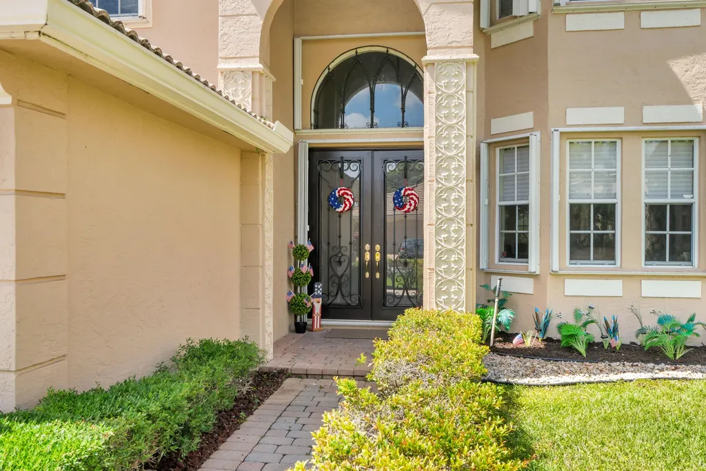 7540 Greenville Circle Lake Worth FL 33467