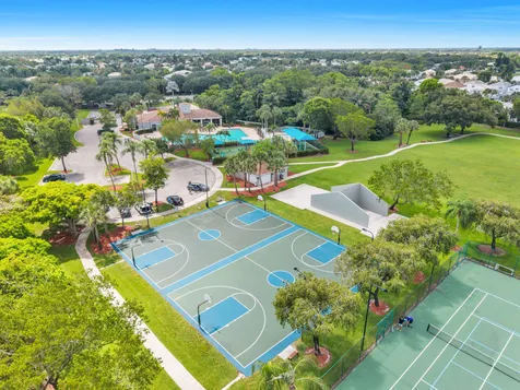 7540 Greenville Circle Lake Worth FL 33467