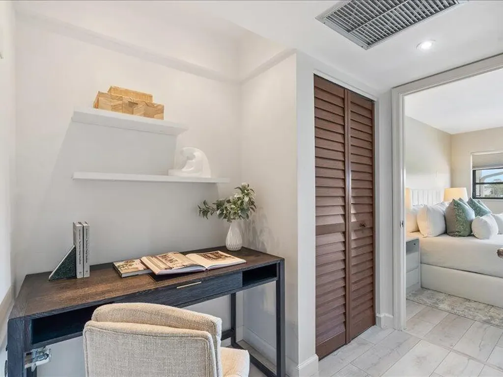 551 Greensward Lane Delray Beach FL 33445