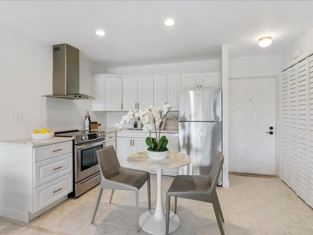 551 Greensward Lane Delray Beach FL 33445