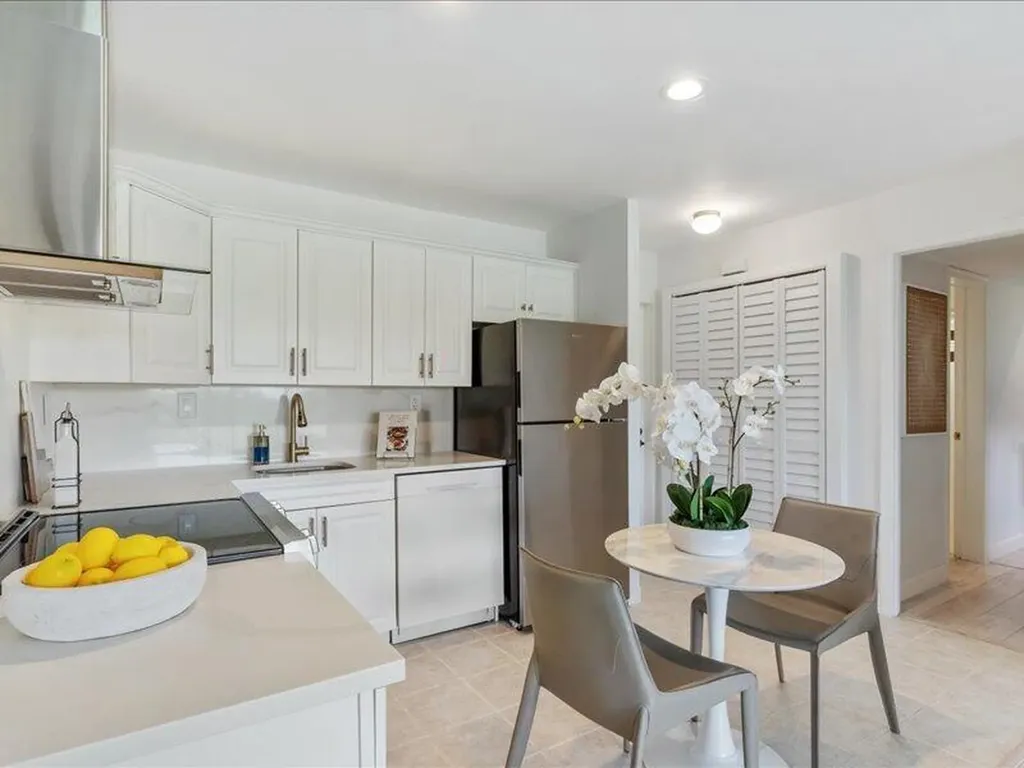 551 Greensward Lane Delray Beach FL 33445