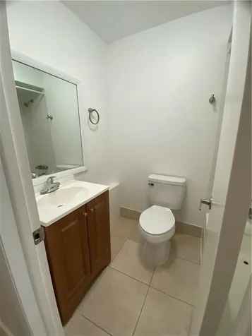 191 Wimbledon Lakes Drive Plantation FL 33324