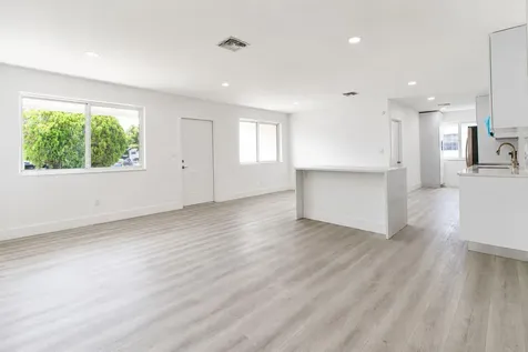 2440 NW 63rd Terrace Sunrise FL 33313