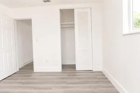 2440 NW 63rd Terrace Sunrise FL 33313