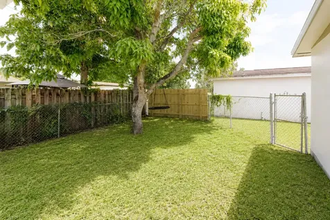 2440 NW 63rd Terrace Sunrise FL 33313