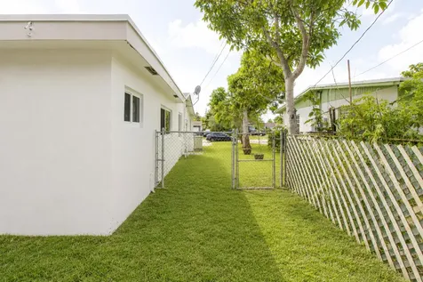 2440 NW 63rd Terrace Sunrise FL 33313