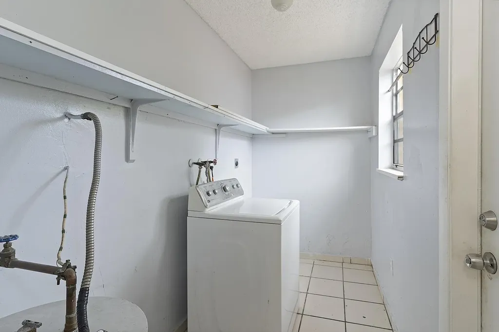 1953-1955 NW 3rd Street Miami FL 33125