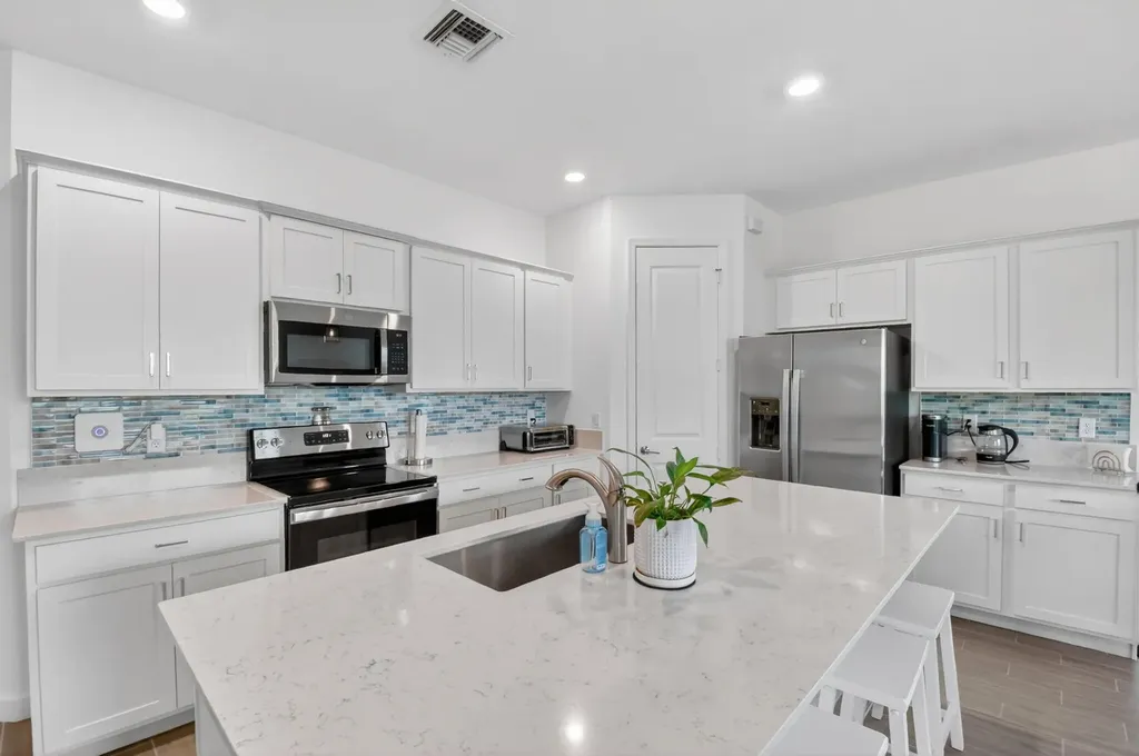 6026 Henderson Way West Palm Beach FL 33415