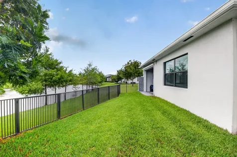 6026 Henderson Way West Palm Beach FL 33415